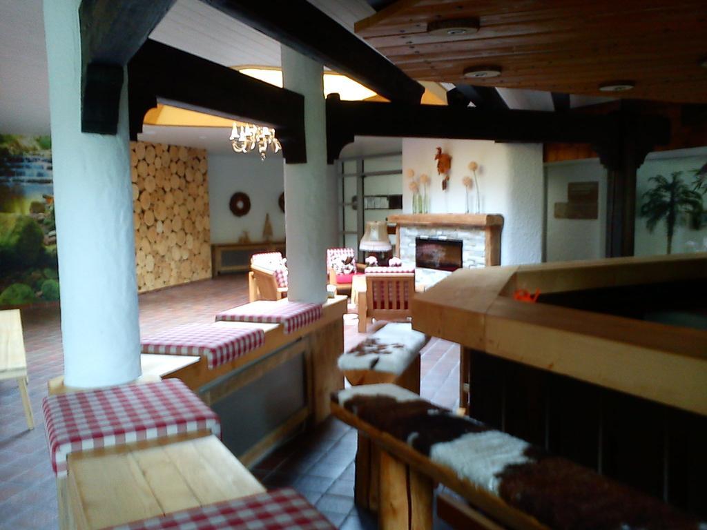 Ferienwohnungen Waldblick Baiersbronn Zimmer foto