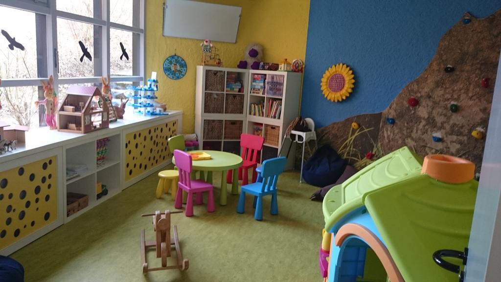 Ferienwohnungen Waldblick Baiersbronn Zimmer foto
